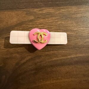 Hair clip - Chanel Pink Heart Hair Clip